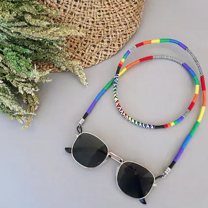 眼镜挂绳 – 立即获取